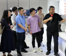 雄帝30载 · 智慧同行｜龙岗区委党校研修班莅临雄帝科技调研参访